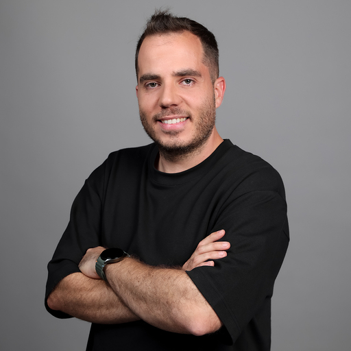 מאור נקש 